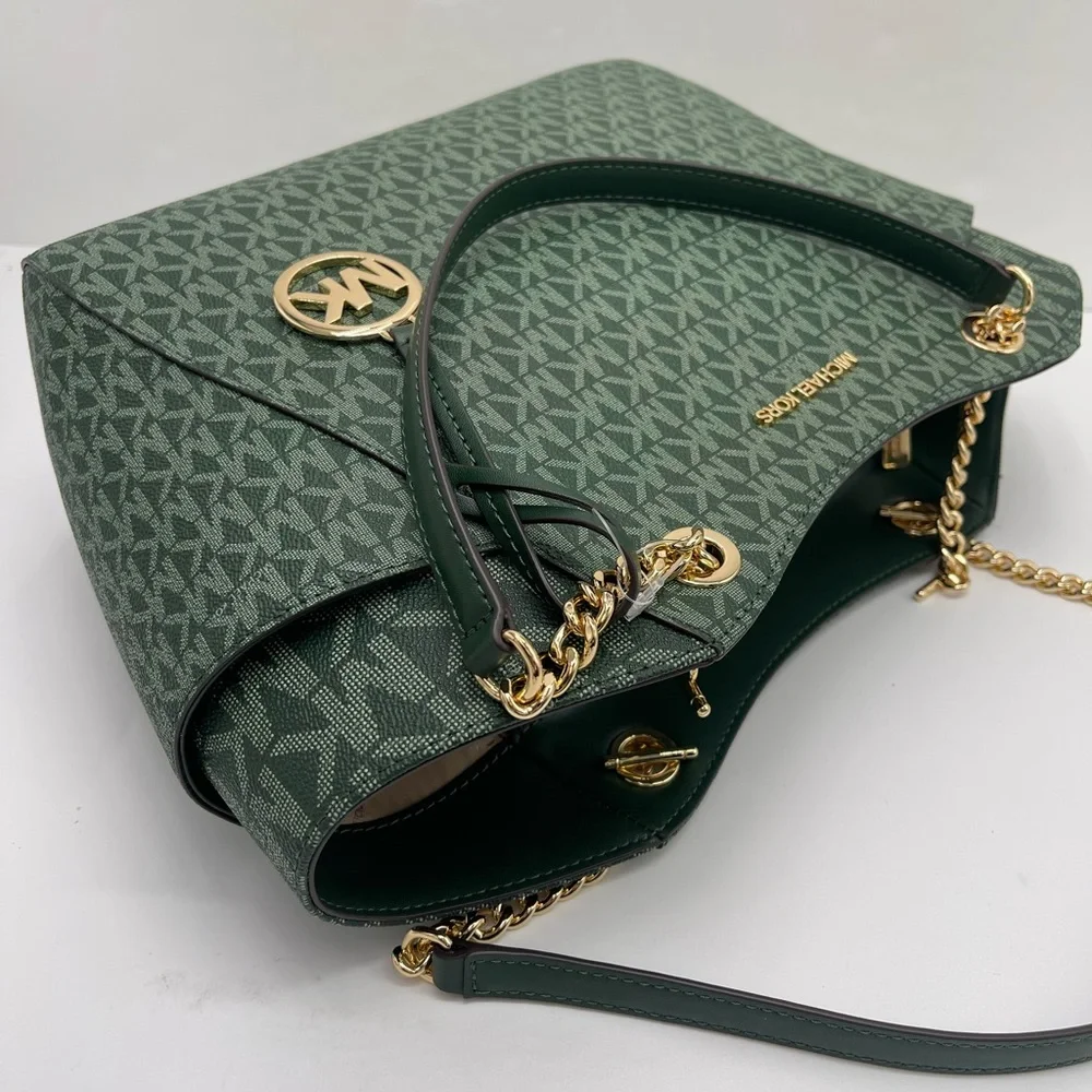 MICHAEL KORS
Jet Set Travel Large Signature Chain Shoulder Tote Bag
Moss
NWT - Picture 12 of 16